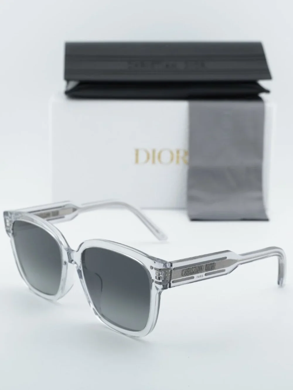 Dior DIORSIGNATURE S7F 45A1 Sunglasses Grey Square Frame, Grey Lenses